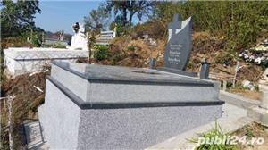 Executam Monumente funerare, Cruci - imagine 2