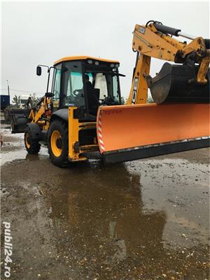 Închiriez buldoexcavator si autobasculanta deszăpezire!!!