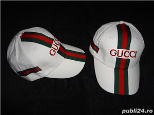 Sapca alba barbati bumbac logo rosu verde masura universala dimensiune reglabila