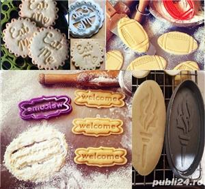 forma inima -decupat si modelat biscuiti Craciun, Valentine, onomastici,1-8 martie, Pasti - imagine 6