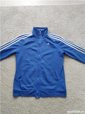 Vand bluza sport adidas import, calitate.ar. M