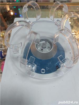 Suport Rotativ 5 ceasuri cu joc de lumini 4 LED-uri - imagine 4