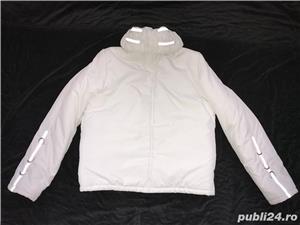 Geaca scurta pana in talie dama pufoaica fermoare supradimensionate dungi reflectorizante - imagine 3