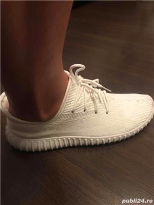 Adidas Yeezy Boost - imagine 8