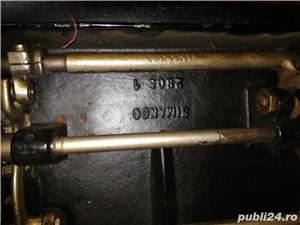 Masina de cusut Singer - imagine 2