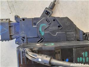 Broasca portiera sofer, stanga fata pentru Peugeot 207, masina in 4 portiere, volan normal pe stanga - imagine 3