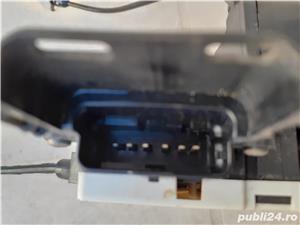 Broasca portiera sofer, stanga fata pentru Peugeot 207, masina in 4 portiere, volan normal pe stanga - imagine 4