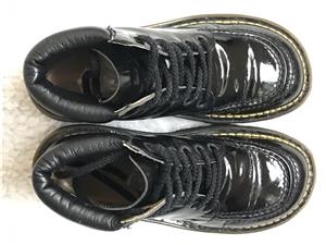 Ghete negre unisex piele naturala lacuita originale firma Dr Martens bocanci dama barbati lac negru  - imagine 5