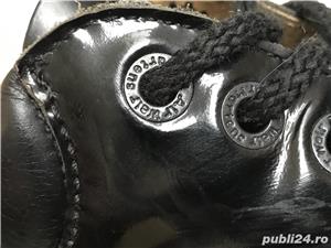 Ghete negre unisex piele naturala lacuita originale firma Dr Martens bocanci dama barbati lac negru  - imagine 9