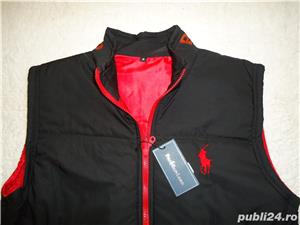 Vesta neagra barbati matlasata fas impermeabil captuseala emblema rosie 