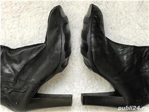 Cizme originale Diesel negre peste genunchi dama piele creponata toc gros 11 cm talpa in valuri - imagine 9