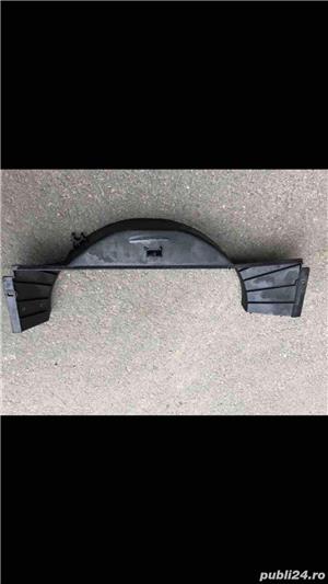 Scut / capac motor Kia Sorento 2.5 diesel  - imagine 3