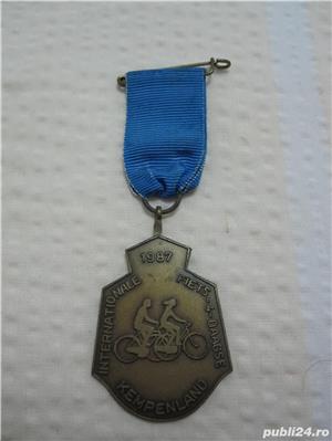 Set 3 Medalii internationale ciclism din anii 84-93-colectie,ieftine  - imagine 3