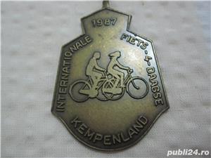 Set 3 Medalii internationale ciclism din anii 84-93-colectie,ieftine  - imagine 4