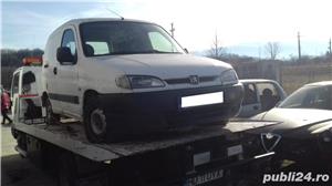 Dezmembrez peugeot partner 1.9 d 70 cp an 2002 - imagine 4