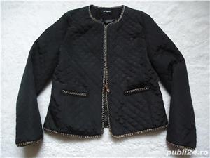 Jacheta matlasata dama crem neagra lant imbracat in tul guler blana ecologica sacou bleizer femei