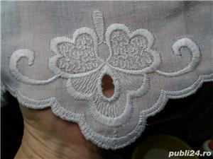 Perdea alba, matase vegetala, broderia in partea inferioara- 142x180 cm - imagine 4