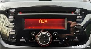 Bluetooth Fiat Doblo sau cablu auxiliar simplu