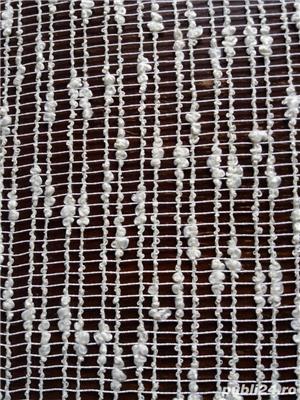 Perdea NOUA alb-crem, cu argintiu in model- 115x256 cm, contragreutate - imagine 3
