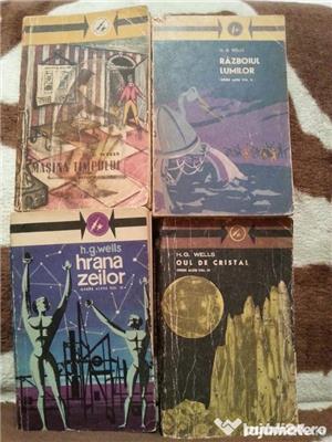 H.G.Wells carti science-fiction (4 vol)