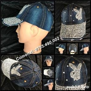 Sapca dama albastra bleu blugi blue jeans cozoroc iepuras playboy accesorii tinte argintii reglabila - imagine 2