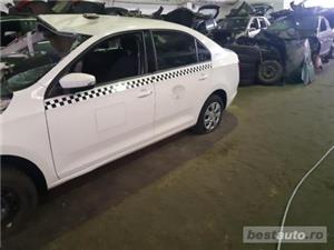 Dezmembram Skoda Rapid - imagine 3