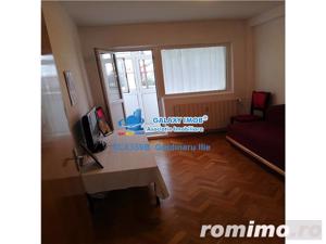 Vanzare apartament  3 camere - imagine 12