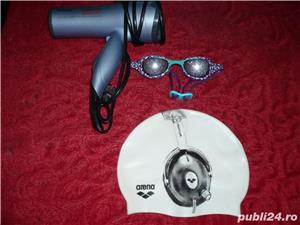 Set inot, casca, ochelari, feon, geanta, godyear toate produsele sunt de firma schimb diverse