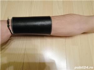 Vând manșete din piele - imagine 2