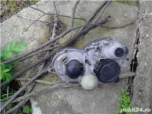 Far dreapta anglia Mercedes C Class W203 0744845698 - imagine 2