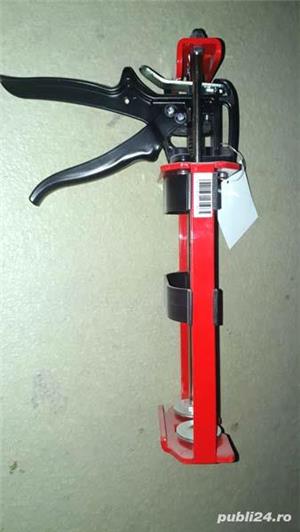 Pistol aplicator pentru adeziv poliuretanic bicomponent Soudabond 642 DUO , Soudal - imagine 3