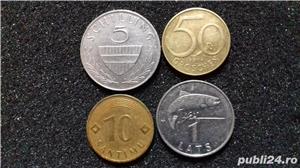 Monezi  Straine  1950-2012 