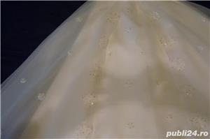 Vand rochie de mireasa stil printesa , lucrata impecabil  in Alba Iulia  - imagine 3