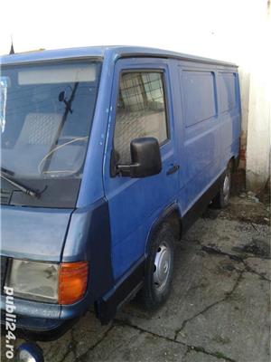 Mercedes-benz 100 - imagine 4