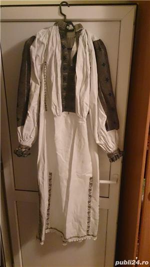 2 costume populare nationale - imagine 5
