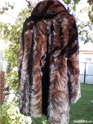 haina din blana - imagine 2