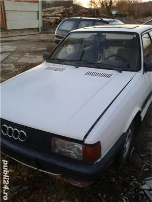 dezmembrez Audi 80 - imagine 3