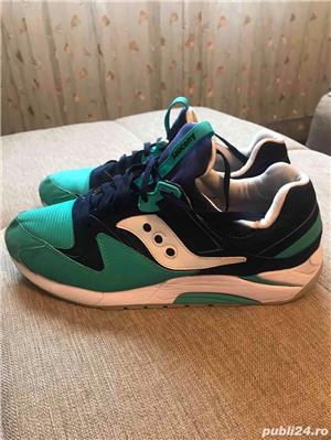 Saucony