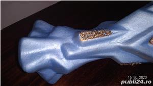 Vaza bleu cu auriu din material ceramic - imagine 5