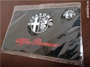 Suport bord/covoraș auto anti-alunecare Alfa Romeo, dimensiuni 20x13 cm - imagine 2