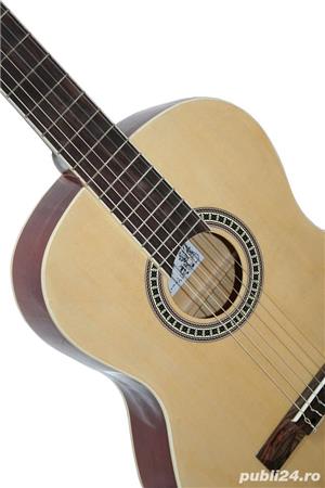 Set chitara clasica Santander KONZERTGITARRE C395 NATUR 4/4+husa+acord