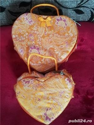 2 cutii pt bijuterii, in forma de inima - imagine 3