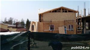 Case de lemn, cabane de lemn, acoperis, pergole, scari interioare