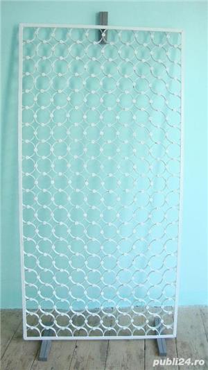 Grilaj metalic pentru usa / fereastra 