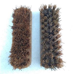 veche perie din radacini dura, de spalat covoare curatat noroi etc, decor recuzita retro comunism