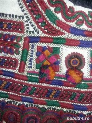 bunda/bundita traditionala,cojoc romanesc traditional VECHI,T.GRATUIT - imagine 3