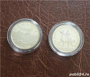 Moneda aniversara