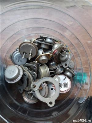 Tranzistori piese radio vechi germaniu colectie IPRS Baneasa Bucuresti ASZ AD Tehnoton amplificator  - imagine 4