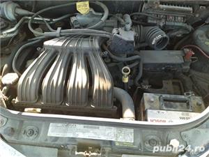 Dezmembrez Chrysler PT Cruiser 2.0 benzina an 2002 - imagine 3