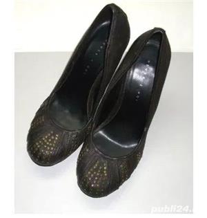 Vand pantofi de dama Never 2 Hot, maro, marimea 39, noi 